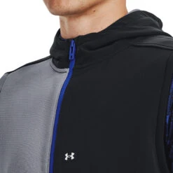 Under Armour UA Vest Sweaterfleece StormW22 MENS SL SMALL BLKREDWHT -Elite Golf Shop 408072 Steel Blue White Under Armour Mens Storm SweaterFleece Golf Gilet 4