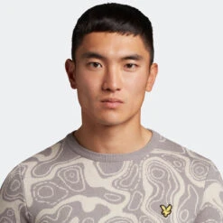 Lyle & Scott Lyle Scott Windtop Contour W22 MENS LS SMALL DKNVYPET -Elite Golf Shop 413513 WarmDust Grey LyleScott Mens Contour Sweater 3